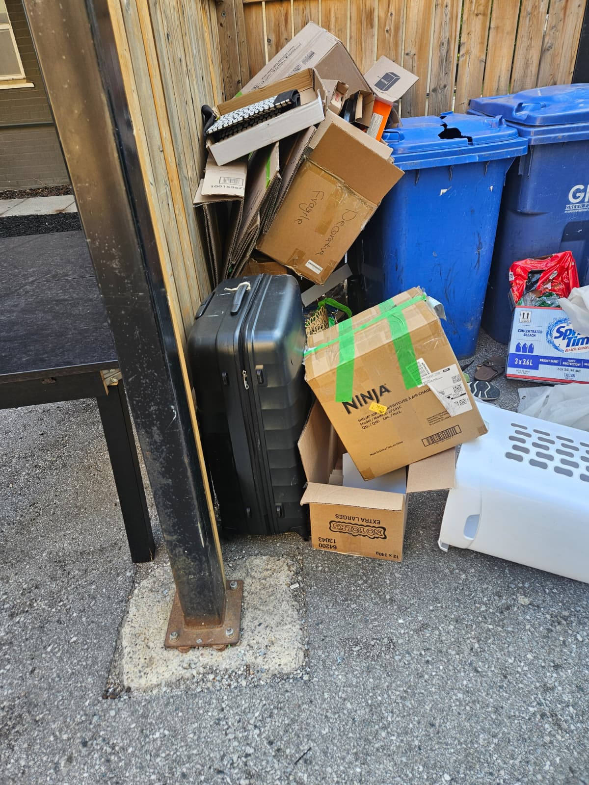 Before: Garage Cleanout - Toronto